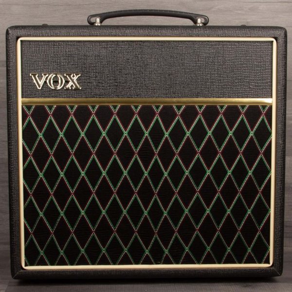 USED - Vox Pathfinder 1V9158 For Cheap