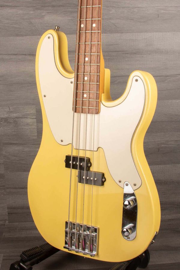 USED - Fender Mike Dirnt Artist Series Signature Precision Bass Guitar - Blonde - 2004 Supply