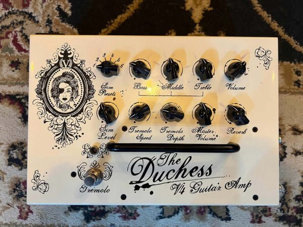 USED - Victory Dutchess Amplifier pedal. Sale